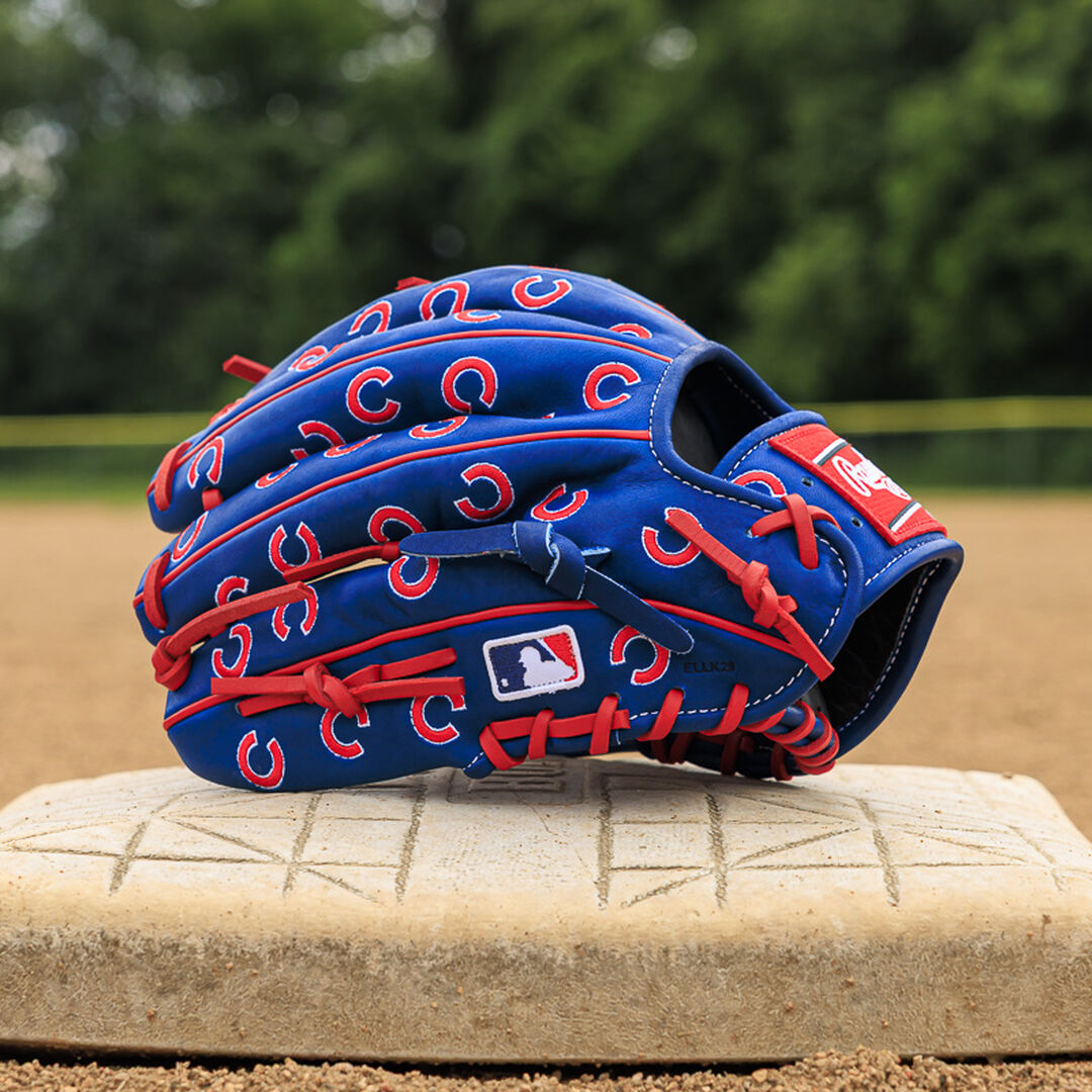 Chicago Cubs Heart of the Hide 11.75-Inch Infield Glove - Rawlings