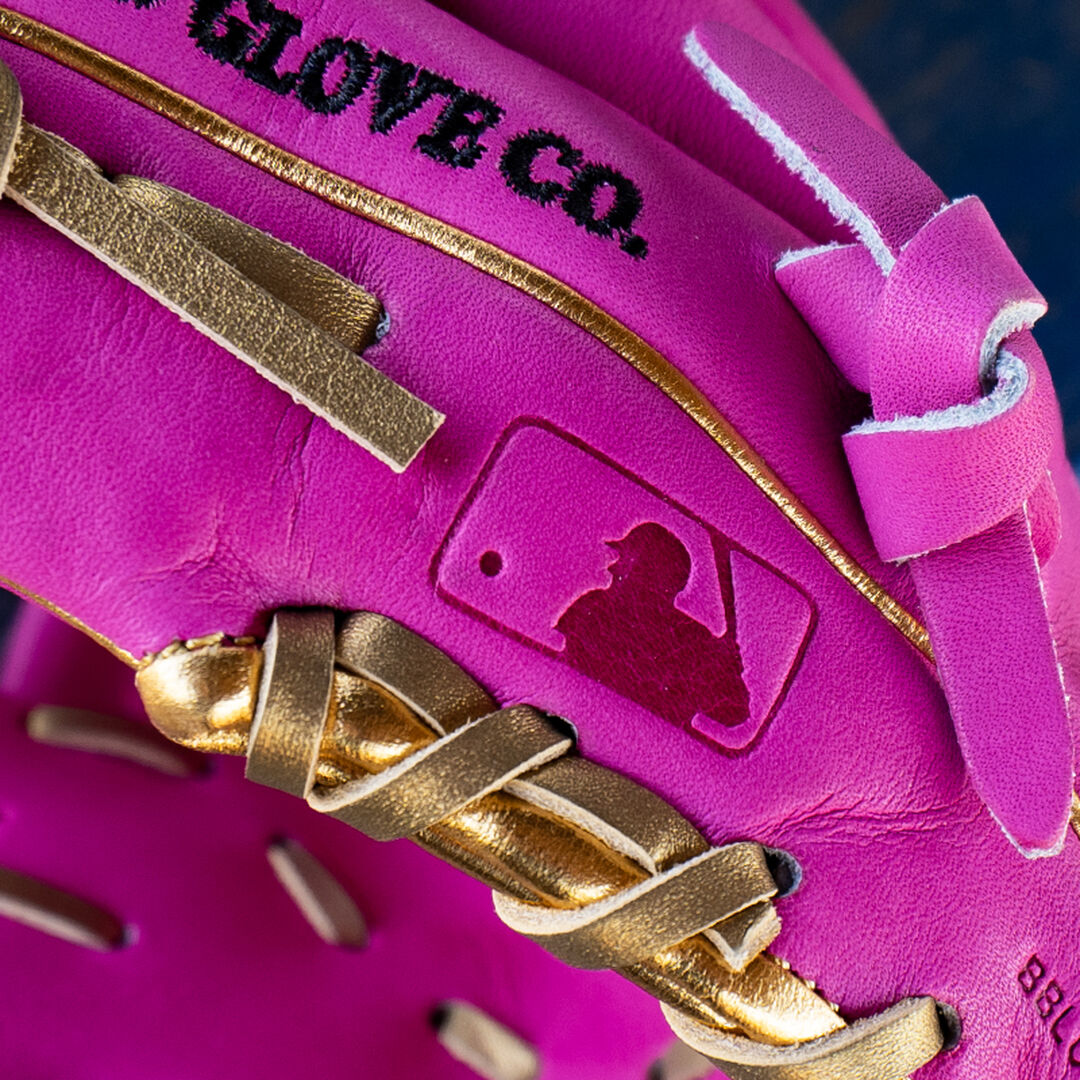 Exclusive 11.5-Inch R2G Heart of the Hide Berry Infield Glove Right Hand Throw - Rawlings