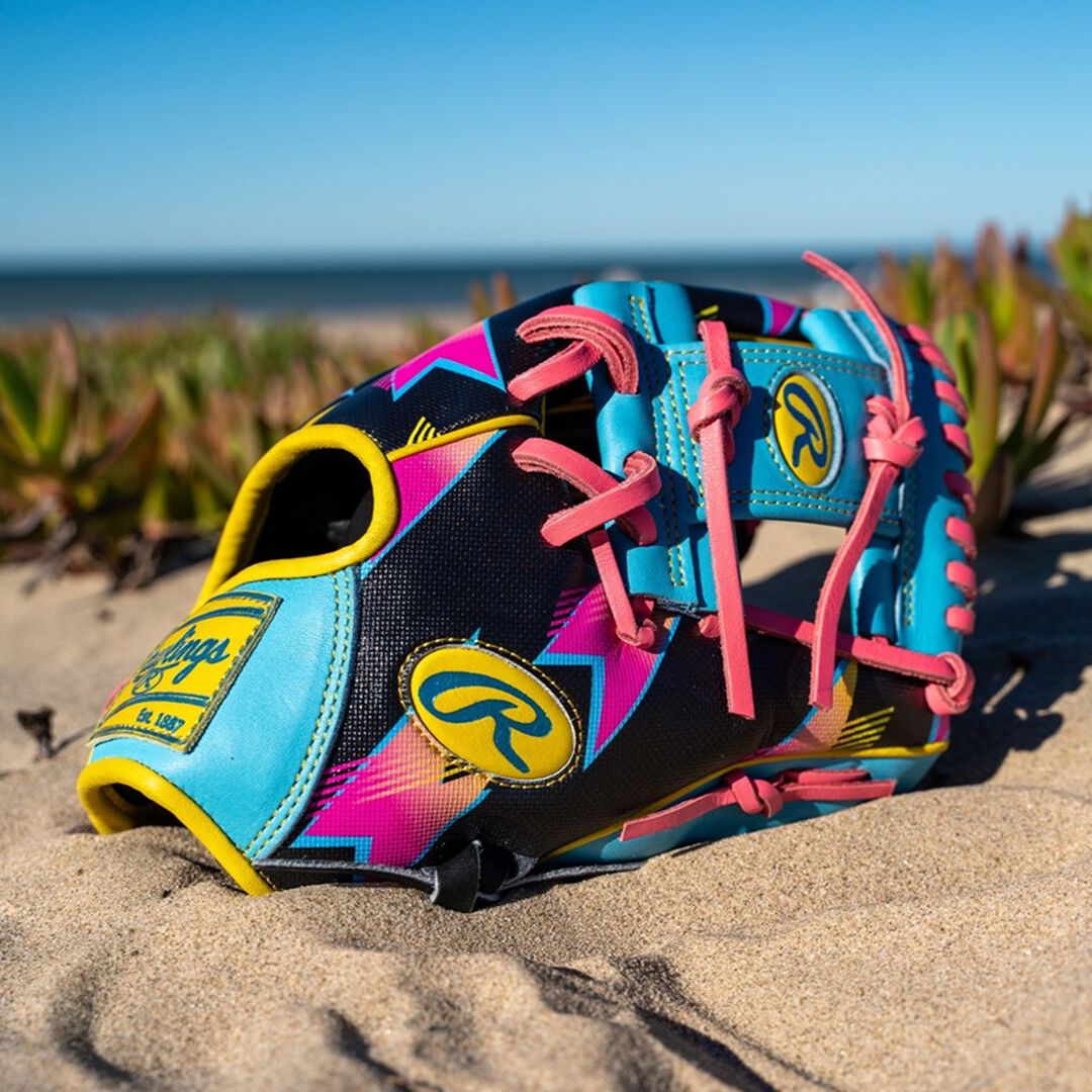 Rawlings Heart of the Hide Spring Break 11.5 Inch Infield Glove Right Hand Throw - Rawlings