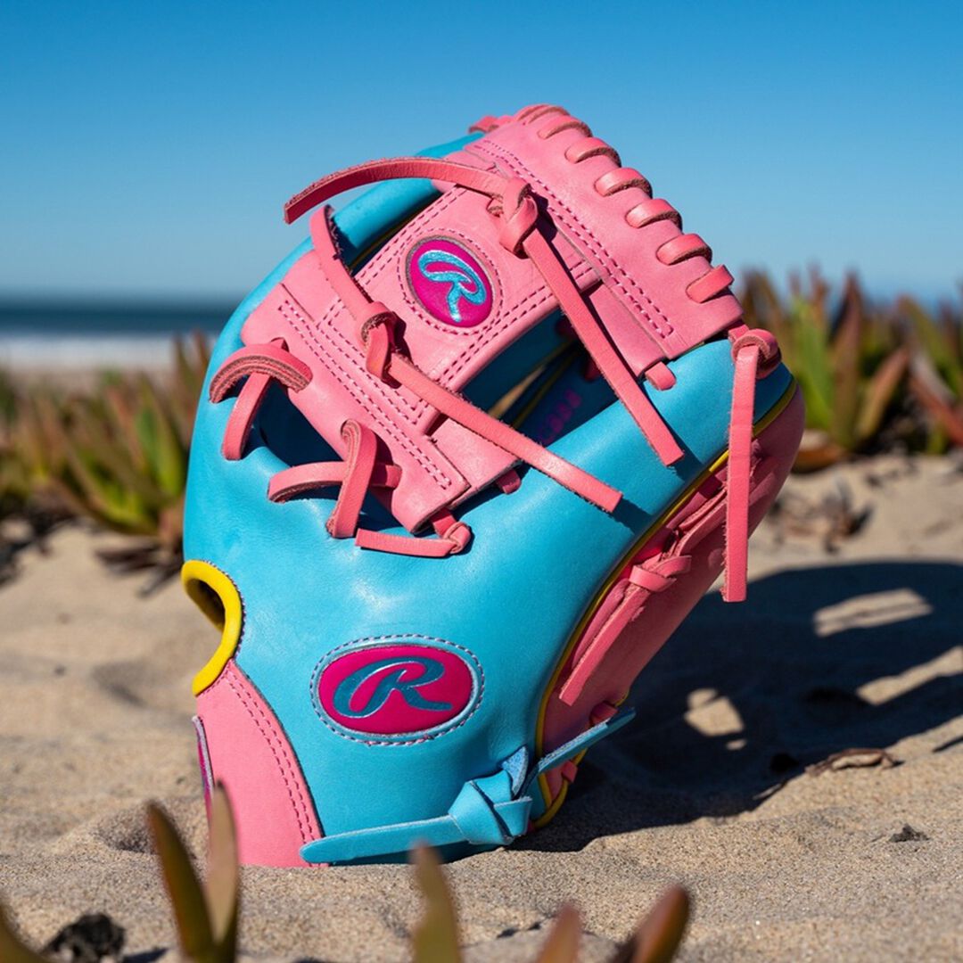 Rawlings Heart of the Hide Spring Break 11.5 Inch Infield Glove Right Hand Throw - Rawlings