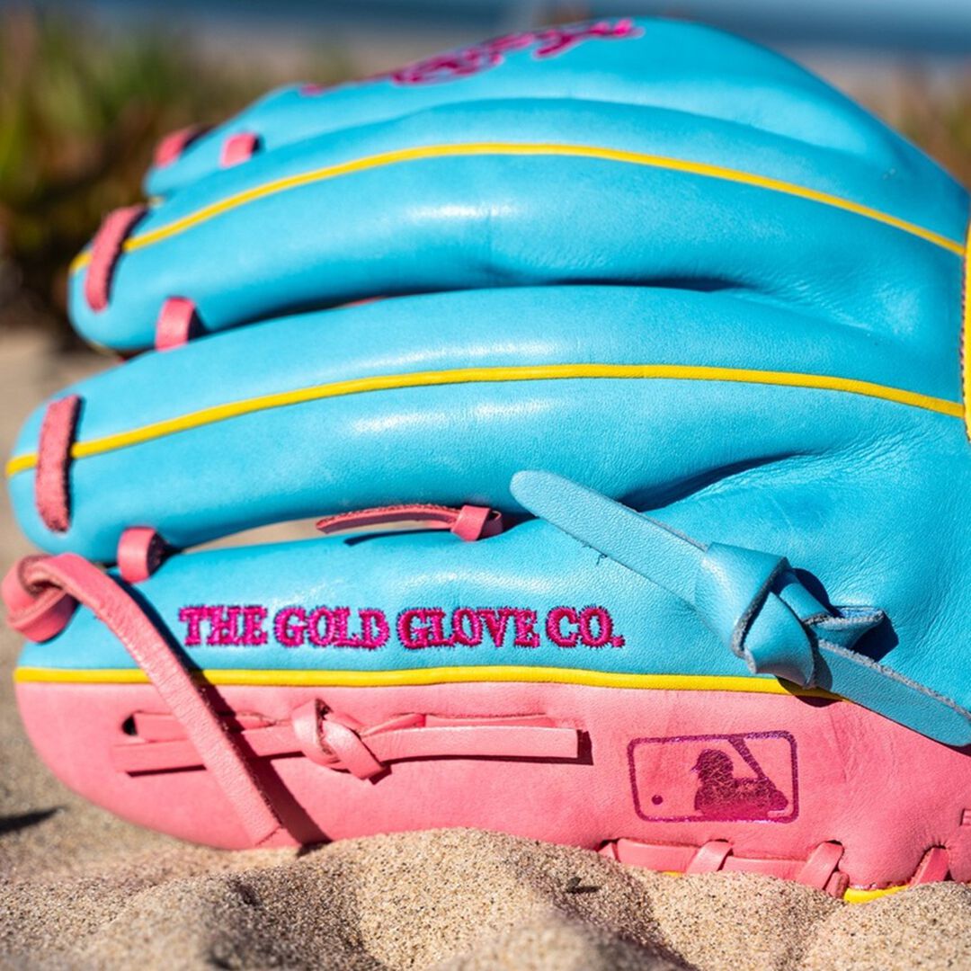 Rawlings Heart of the Hide Spring Break 11.5 Inch Infield Glove Right Hand Throw - Rawlings