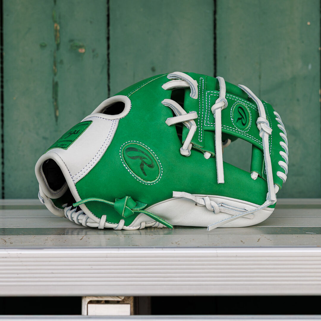 Exclusive Heart of the Hide 11.5-Inch Kelly Green Infield Glove Right Hand Throw - Rawlings