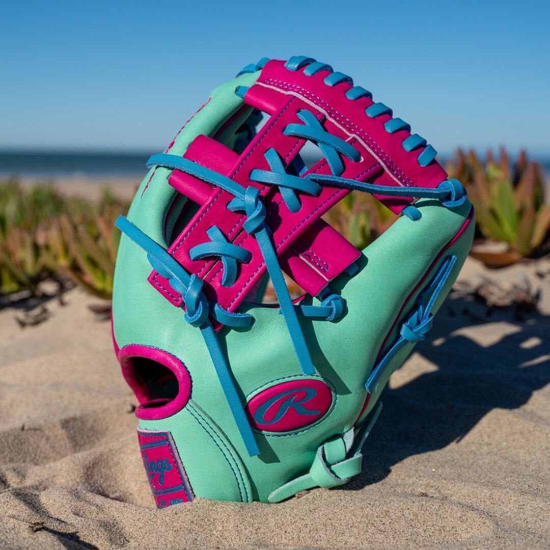 Rawlings Heart of the Hide Spring Break 11.5 Inch Infield Glove Right Hand Throw - Rawlings