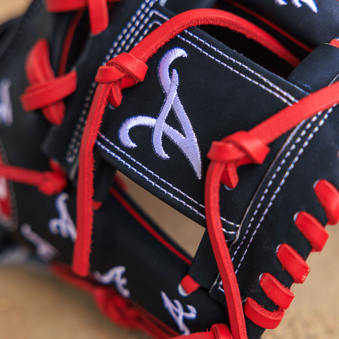 Atlanta Braves Heart of the Hide 11.75-Inch Infield Glove - Rawlings