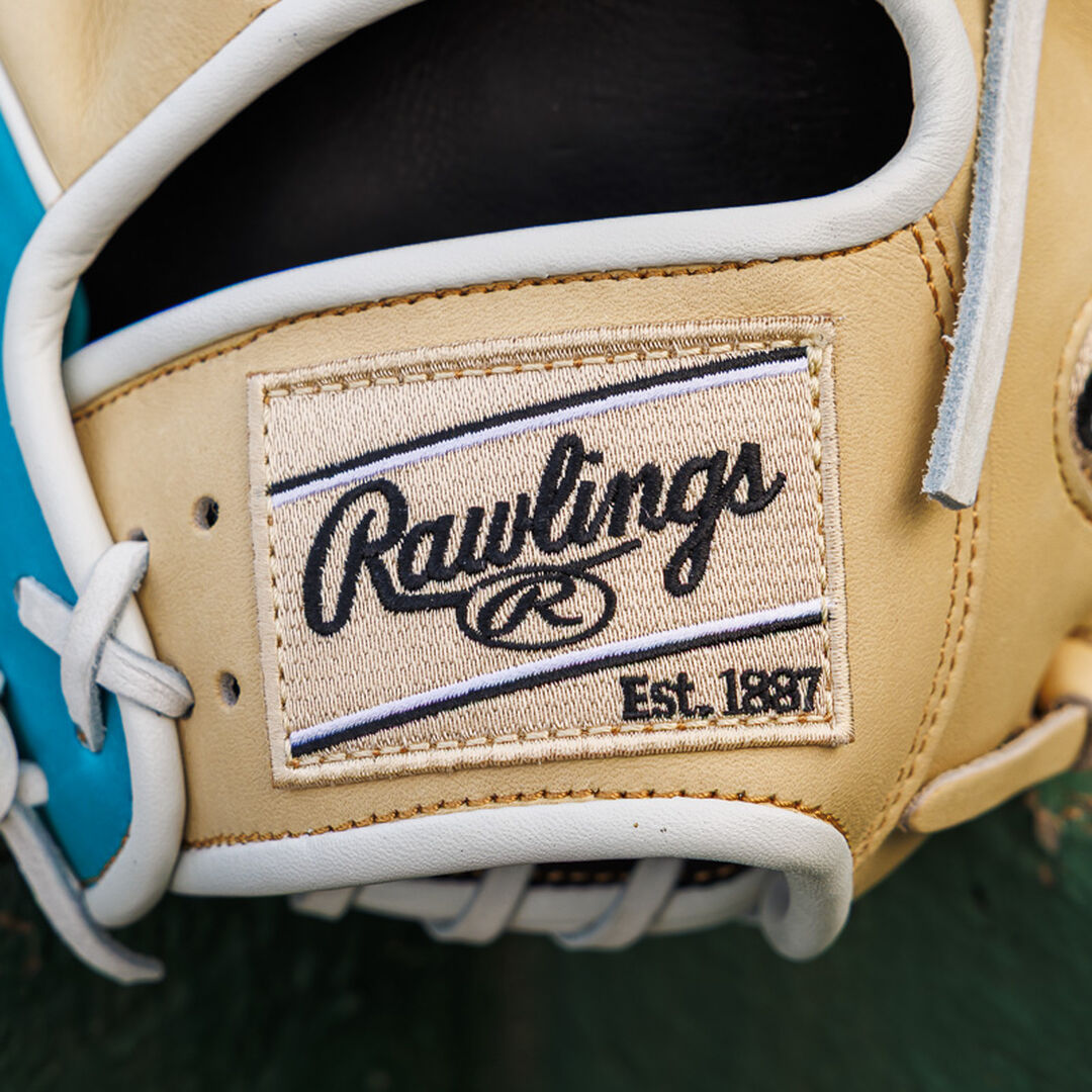 Exclusive Heart of the Hide 11.5-inch Infield Glove Right Hand Throw - Rawlings