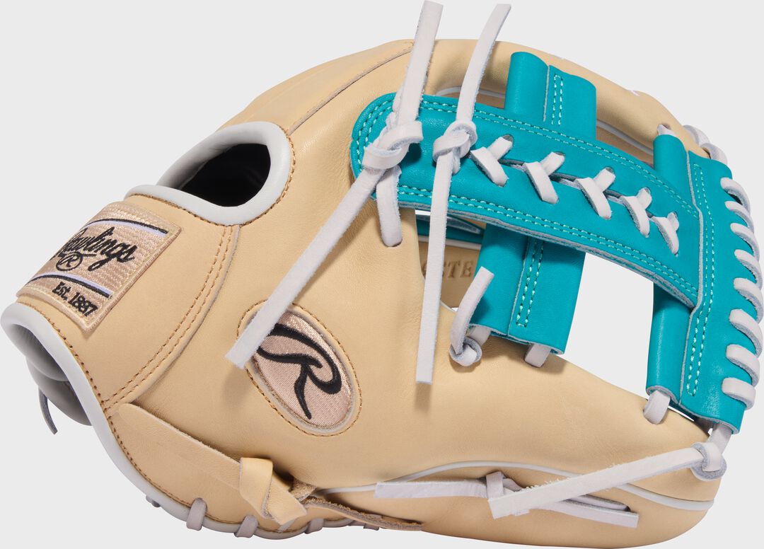 Exclusive Heart of the Hide 11.5-inch Infield Glove Right Hand Throw - Rawlings