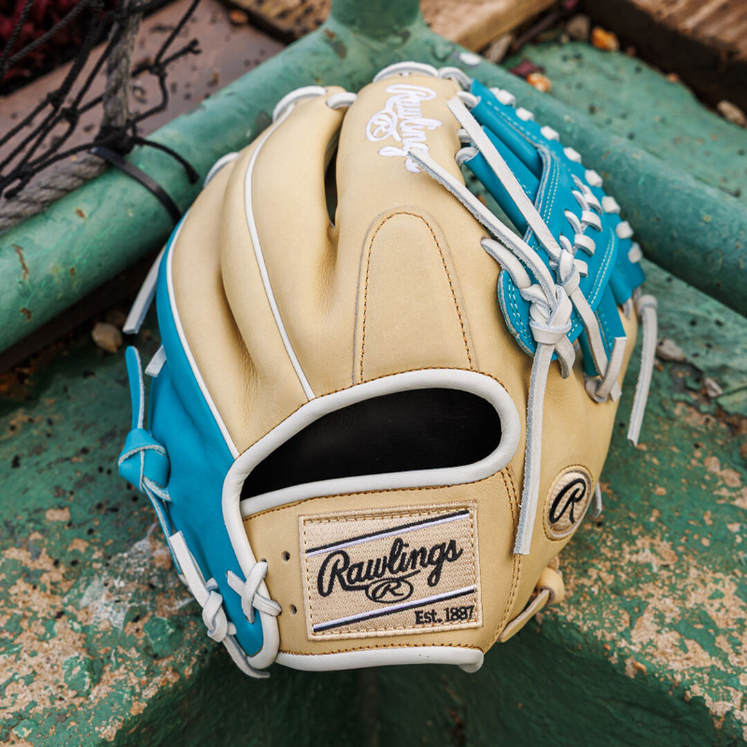Exclusive Heart of the Hide 11.5-inch Infield Glove Right Hand Throw - Rawlings