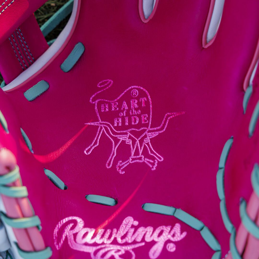 Rawlings Exclusive Berry 11.5 Inch Infield Glove Right Hand Throw - Rawlings