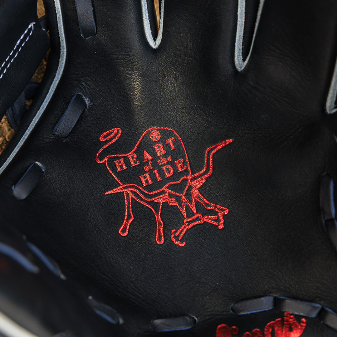 Boston Red Sox Heart of the Hide 11.75-Inch Infield Glove - Rawlings