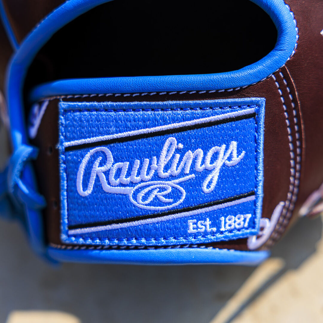 Philadelphia Phillies Heart of the Hide 11.75-Inch Infield Glove - Rawlings