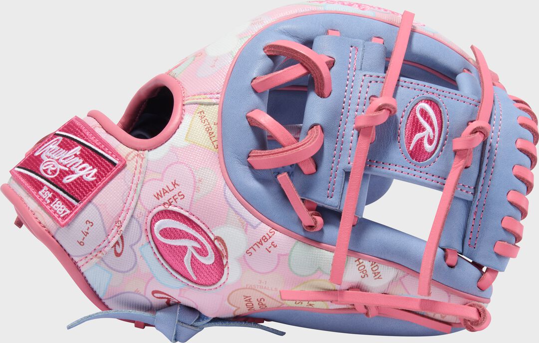 Rawlings Valentine's Day Exclusive 11.5 Inch Infield Glove Right Hand Throw - Rawlings