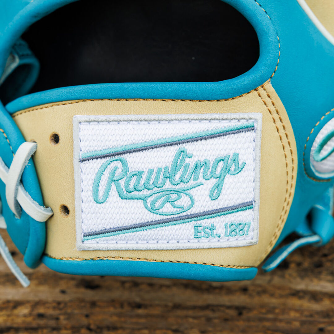 Exclusive Heart of the Hide 11.5" Infield Baseball Glove Right Hand Throw - Rawlings
