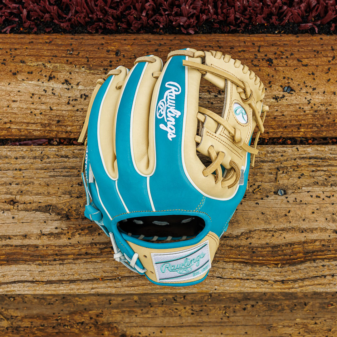 Exclusive Heart of the Hide 11.5" Infield Baseball Glove Right Hand Throw - Rawlings