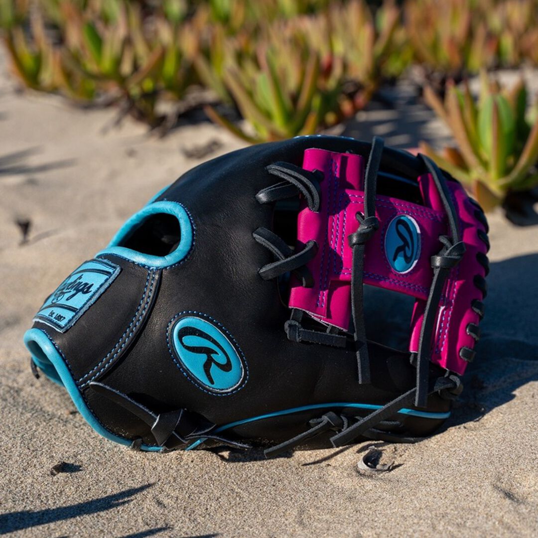 Rawlings Heart of the Hide Spring Break 11.5 Inch Infield Glove Right Hand Throw - Rawlings