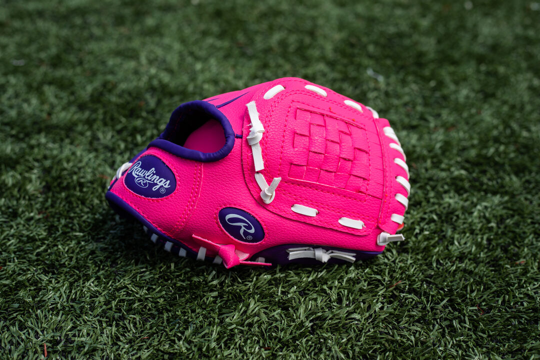 Players Series 9 in Softball Glove with Soft Core Ball - Rawlings