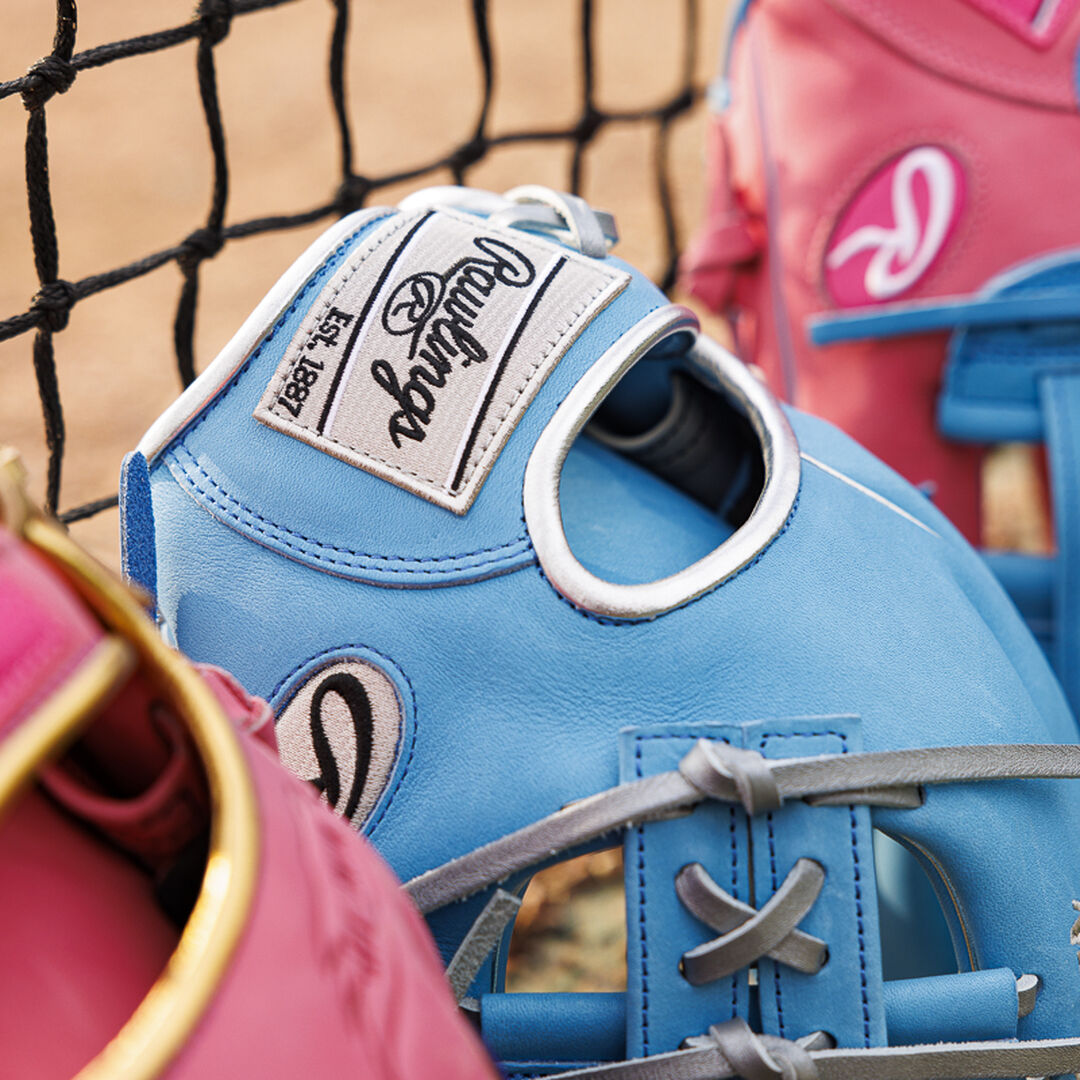 Exclusive Heart of the Hide ContoUR Fit Infield Glove Right Hand Throw - Rawlings