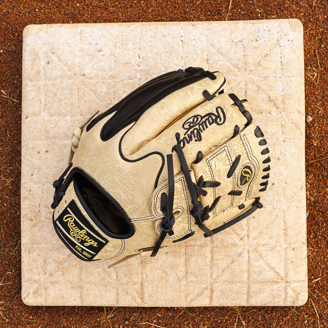 Heart of the Hide 11.75-inch Topo Print Wing Tip Glove - Rawlings