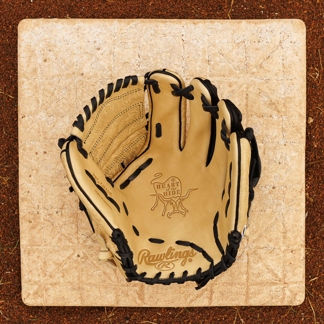 Heart of the Hide 11.75-inch Topo Print Wing Tip Glove - Rawlings