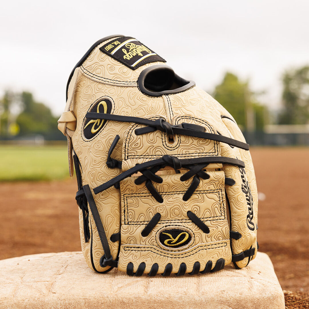 Heart of the Hide 11.75-inch Topo Print Wing Tip Glove - Rawlings