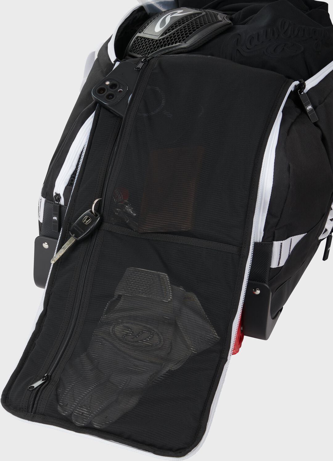 Yadi 2 Wheeled Equipment Bag - Rawlings